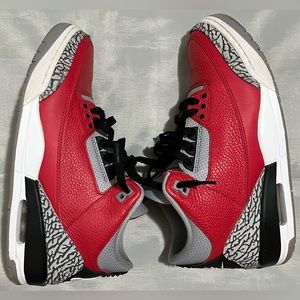 Jordan 3 Retro - Size 10.5 Men’s 
SE Unite Fire Red 
Preowned!
